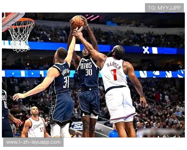 哈登双加时大三双：光辉时刻再写篮球传奇